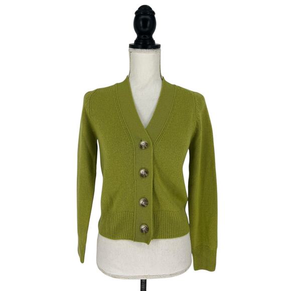 Jill Roberts 100% Cashmere Shrunken V-Neck Cardigan in Matcha - Picture 2 of 11